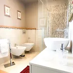 Comecasa Elegant Historical Appartamento *