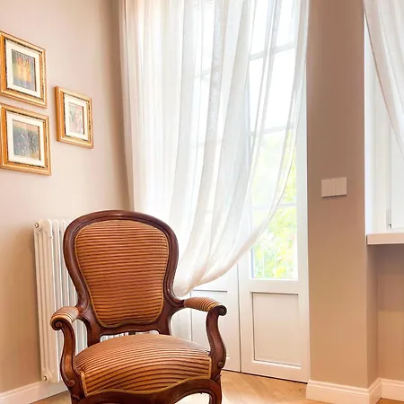 Comecasa Elegant Historical Alba (Piedmont)